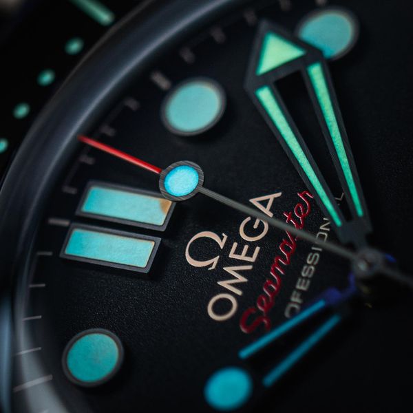 Omega Seamaster Diver 300m - James Bond Edition 210.92.42.20.01.001